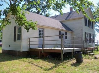 10516 E 2720th St, Kewanee, IL 61443