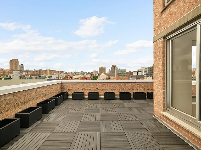 249 E 118th St #9A — Photo 2