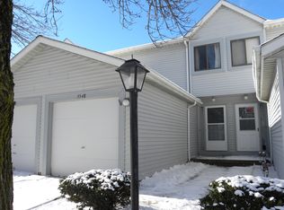 5548 Sunset Ln #A16D, Parma, OH 44134