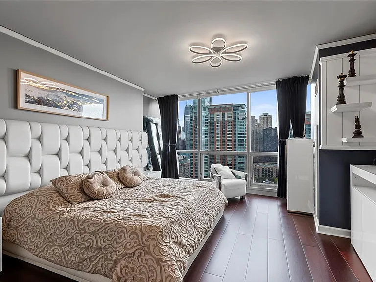 420 E Waterside Dr #1912 — Photo 12
