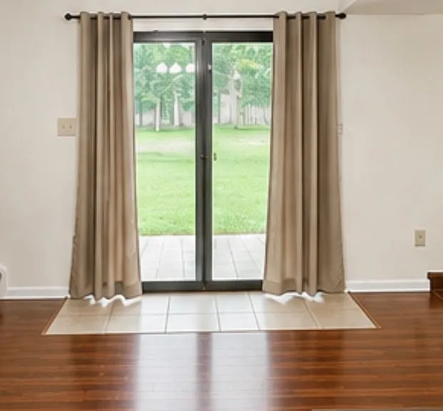 13856 Oakbrook Dr — Photo 4