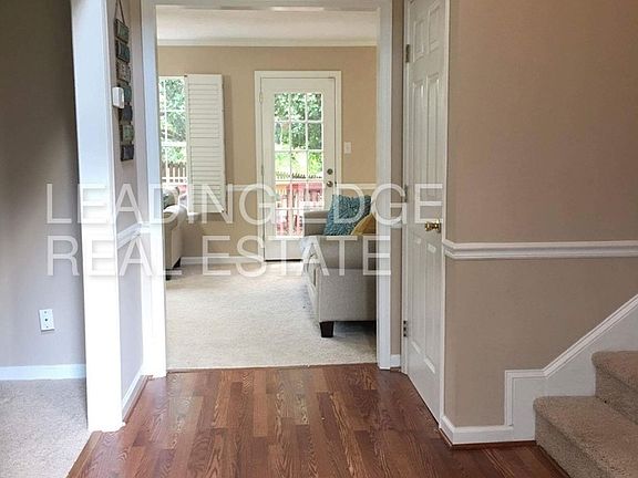 2nd image of 1151 Hartford Trl