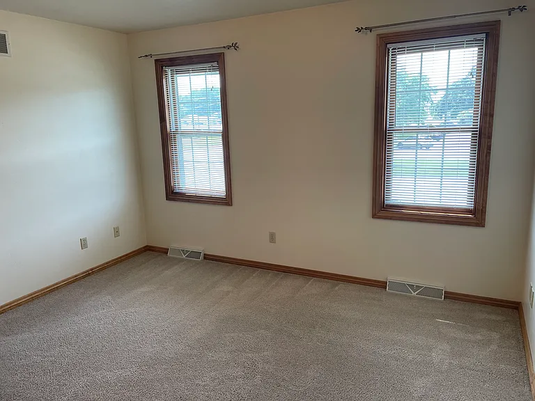 772 Scheuring Rd — Photo 18