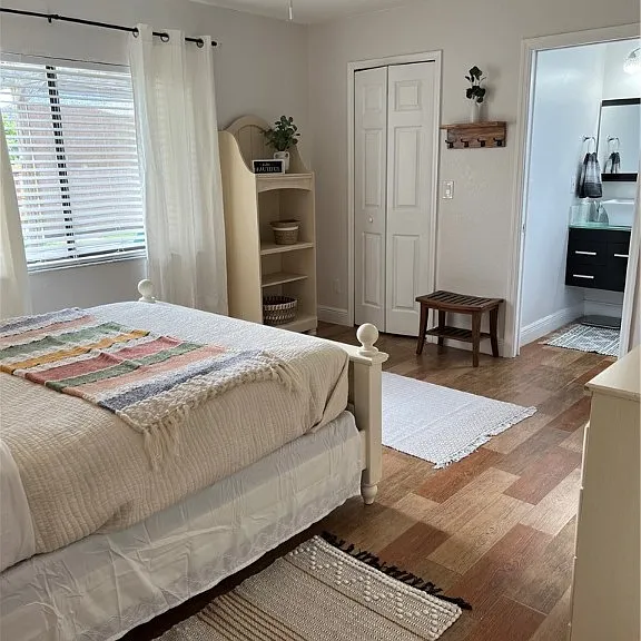852 NE 7th Pl — Photo 15