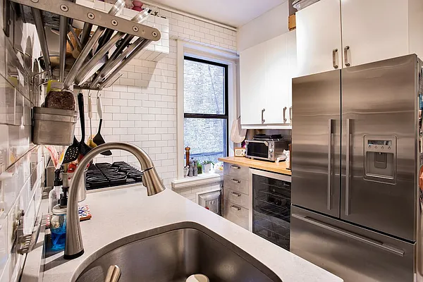 Sold by The Bamberger Group | media 23