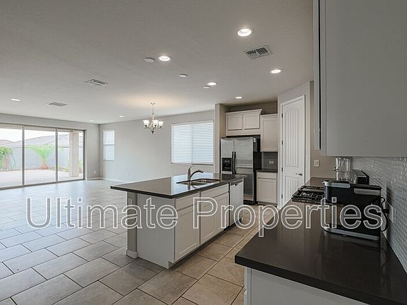 3rd image of 14563 W Dahlia Dr