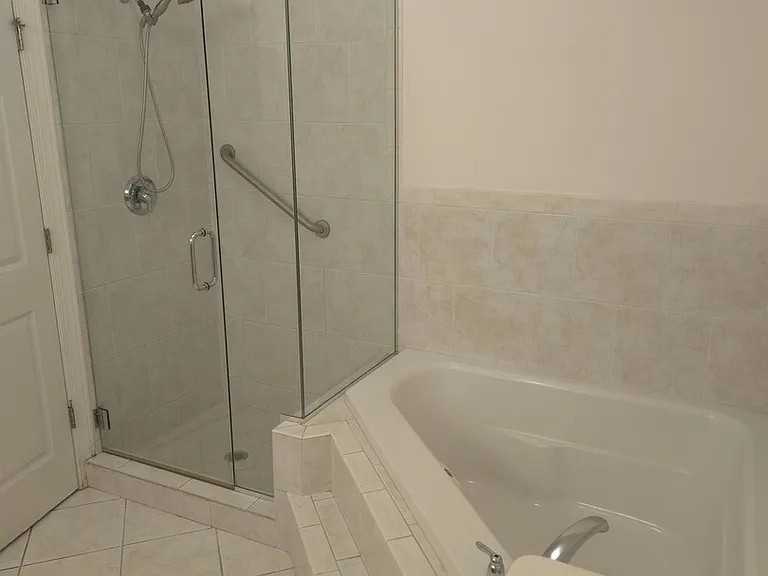 4330 N Neva Ave #305 — Photo 16