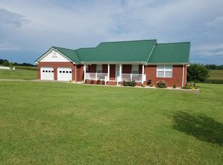 4396 Striped Bridge Rd, Hopkinsville, KY 42240