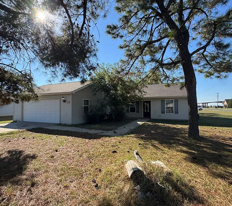 99 Skylark Ln