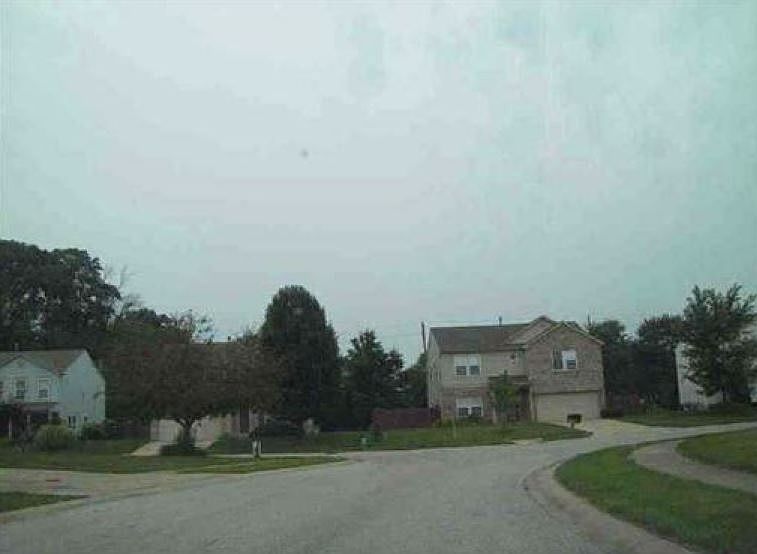 2nd image of 10278 Memorial Knoll Dr