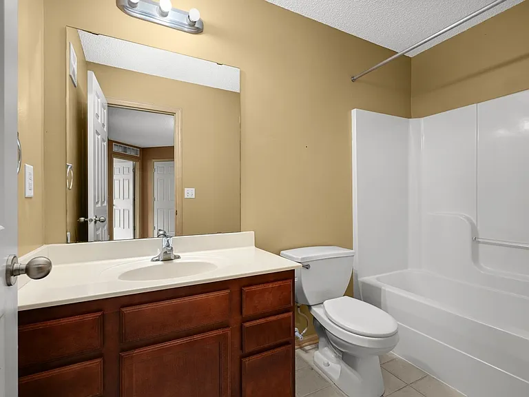 3049 Chamberlin St N #6 — Photo 13