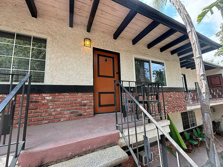 4657 Coldwater Canyon Ave — Photo 14