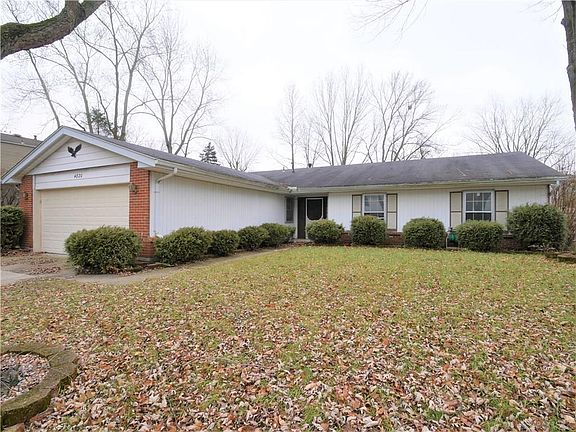 3rd image of 4820 Redbay Dr