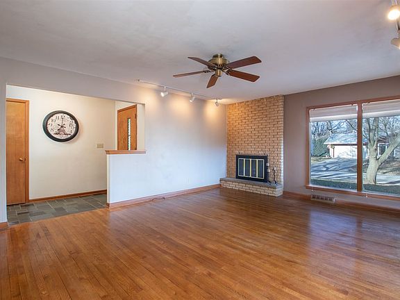 4th image of 4635 Pepper Dr