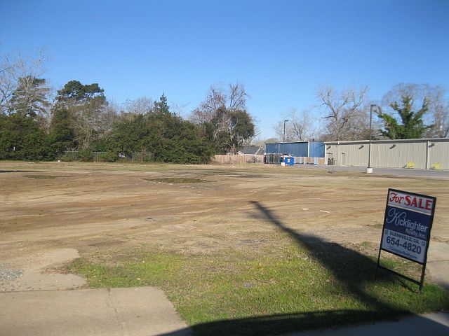 2nd image of 404 N Veterans Blvd