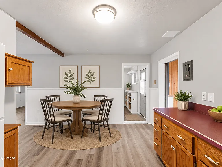 7365 Chennault Dr — Photo 15