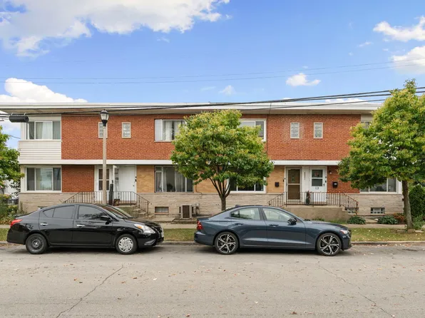 4921 Davis St #B, Skokie, IL 60077