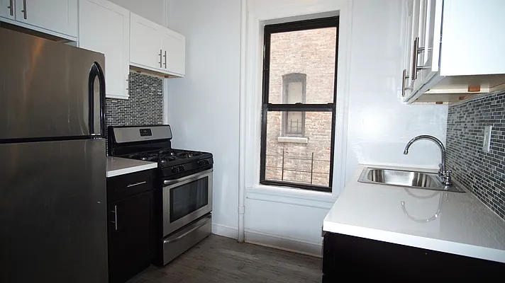 Rented by BRICK & GALO REALTY CORP | media 14