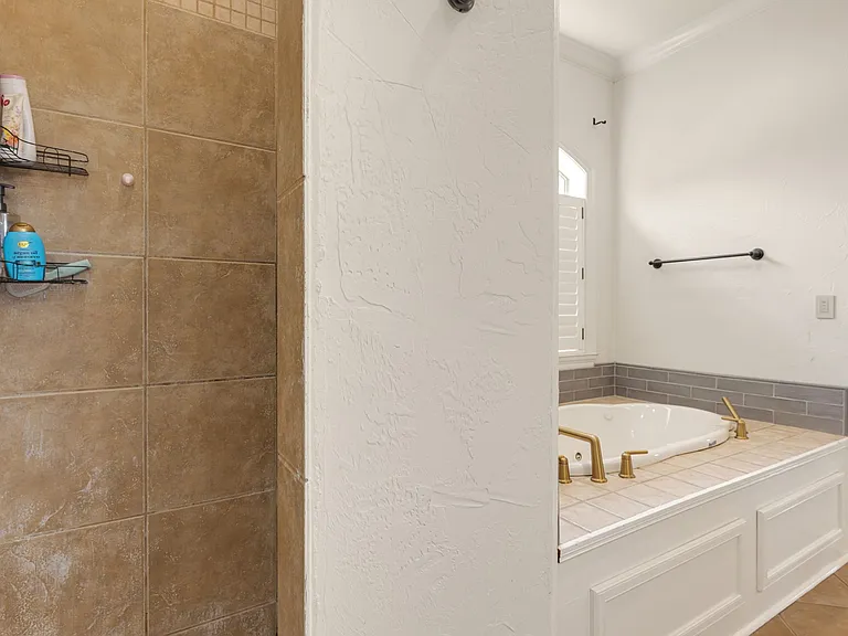 105 Woodbine Dr — Photo 30