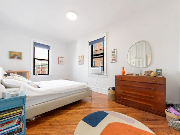 36 Clark Street image 9 of 10