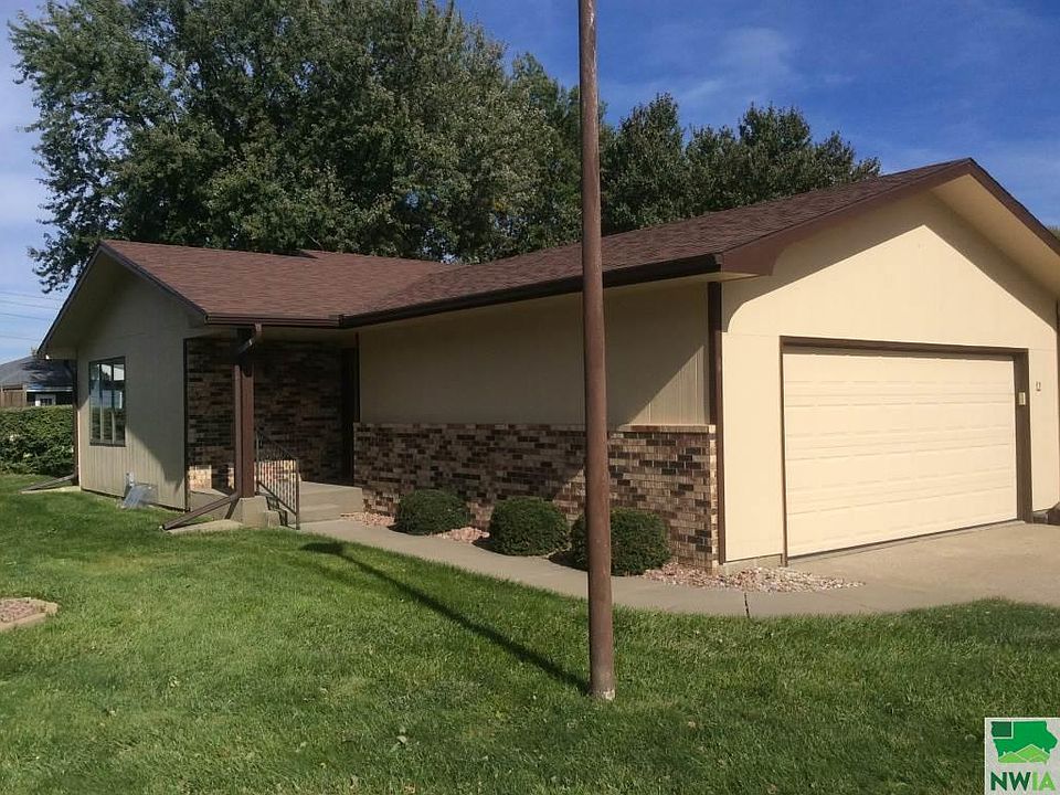 1st image of 2525 S Lakeport St APT 12