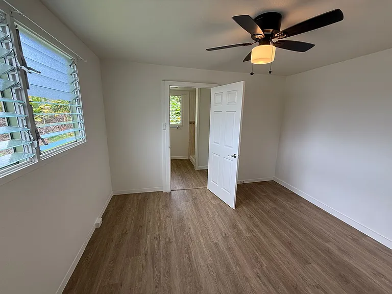 1770 Kilauea Ave — Photo 11