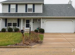 124 Eastwood Dr, East Peoria, IL 61611