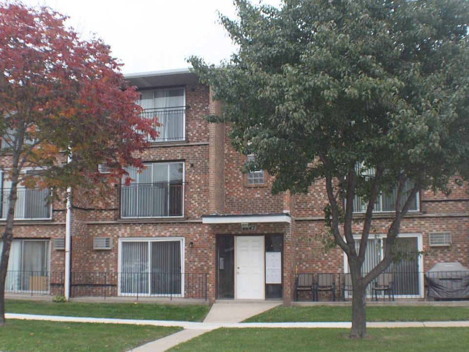 1st image of 4647 Clyde Ave APT 2B