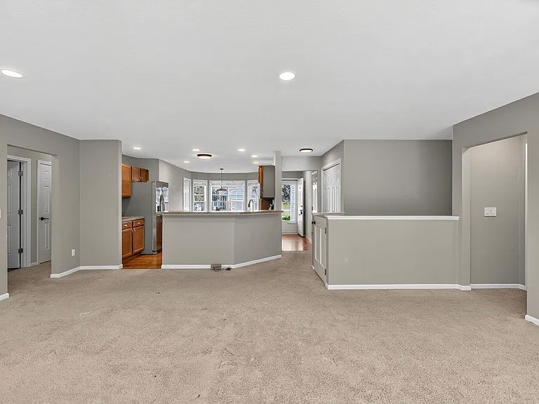 5841 Cottage Cir — Photo 15