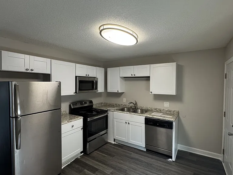 1410 Brewer Road — Photo 10