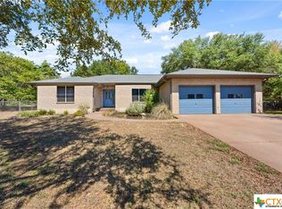 4016 Amanda Dr, Salado, TX 76571
