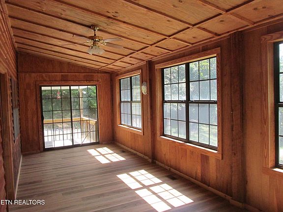 4th image of 713 E Millers Cove Rd