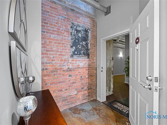 2nd image of 745 Washington St APT 310