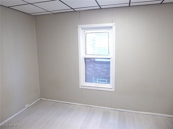 5th image of 3558 Trent Ave