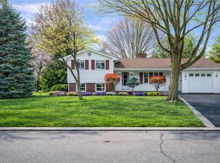 15 Harvest Ln, Brantford, ON