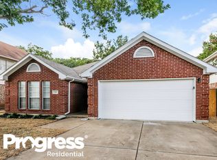 112 Couch Ln, Cedar Hill, TX 75104