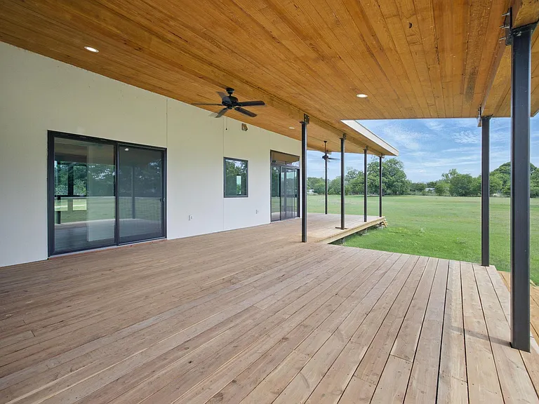 1800 Man O War Dr — Photo 35