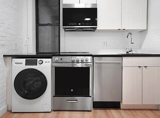 446 W 55th St #4W, New York, NY 10019