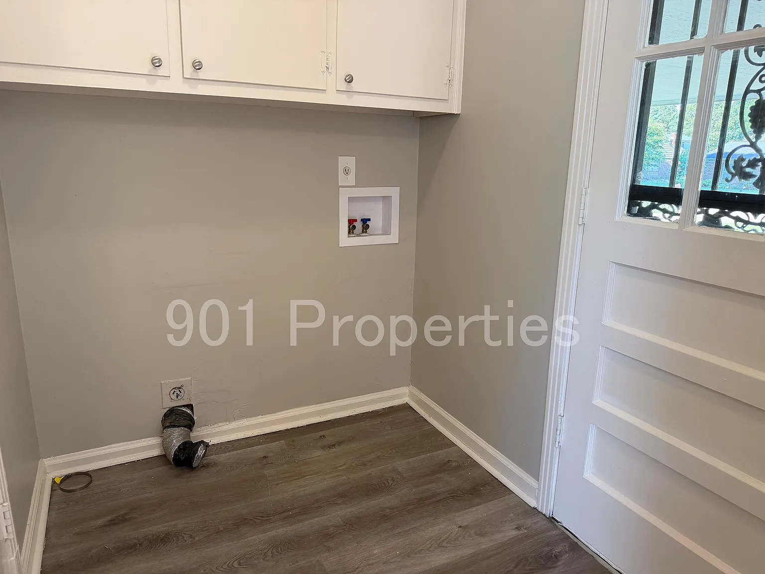 3 bed, 2.5 bath, 1750 sqft, $1,750 — Photo 2
