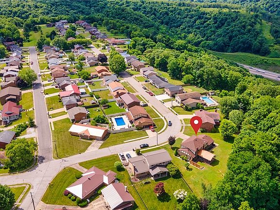 5th image of 174 Beacon Dr