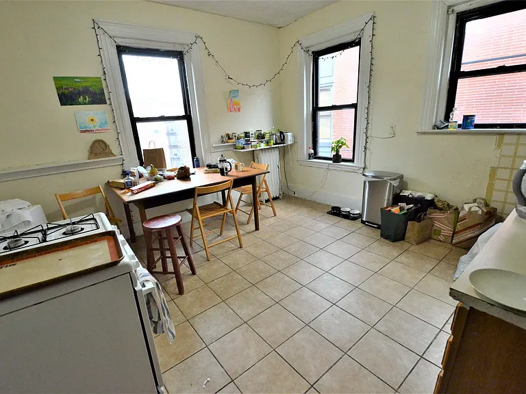 115 Gainsborough St #4 — Photo 11