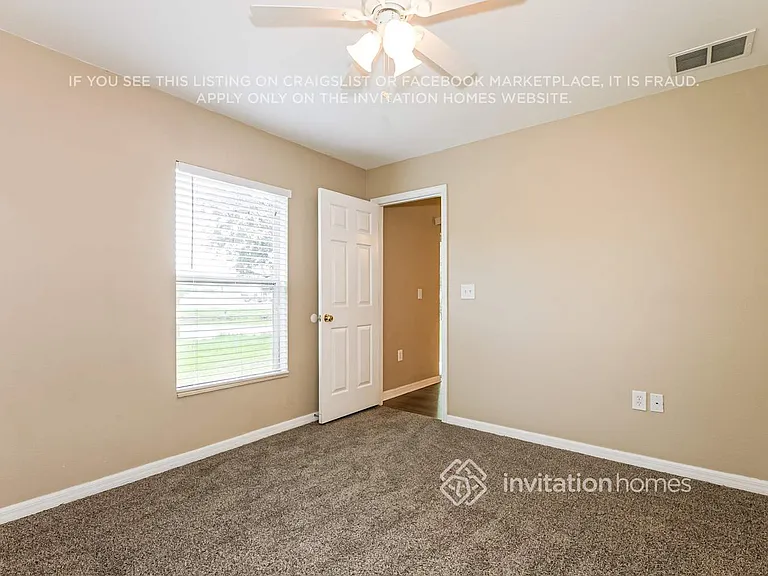 7205 Royal George Ct — Photo 10