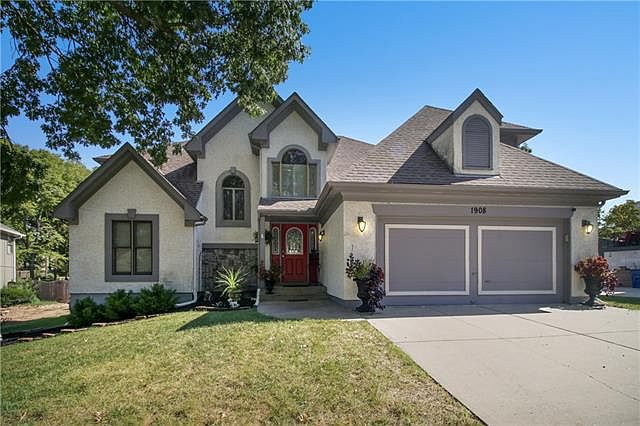1st image of 1908 SW Rock Creek Ct