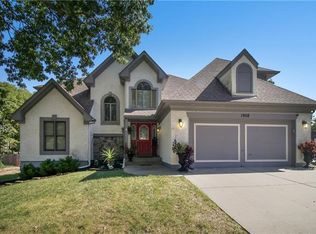 1908 SW Rock Creek Ct, Blue Springs, MO 64015