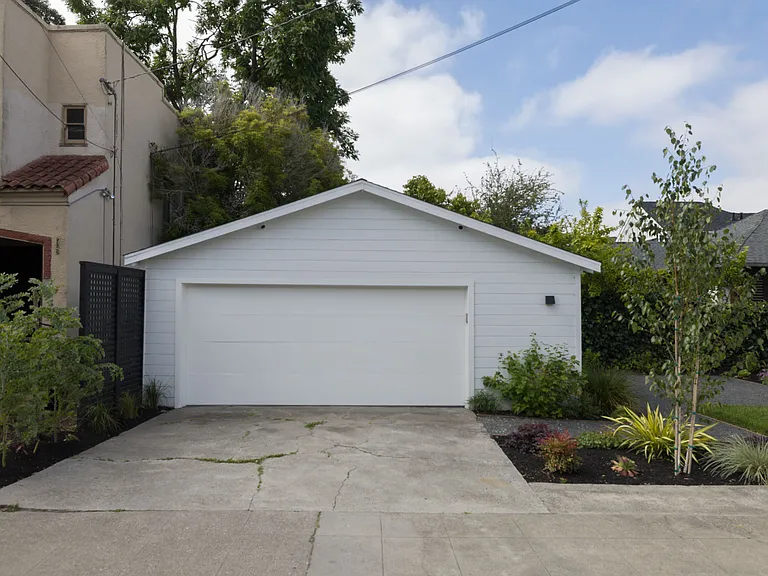 6528 Raymond St #6528 — Photo 15
