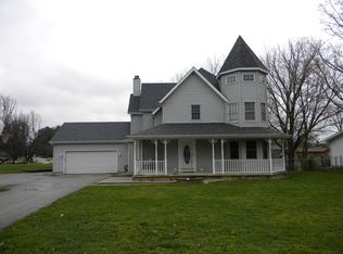 29387 Channel View Dr, Elkhart, IN 46516