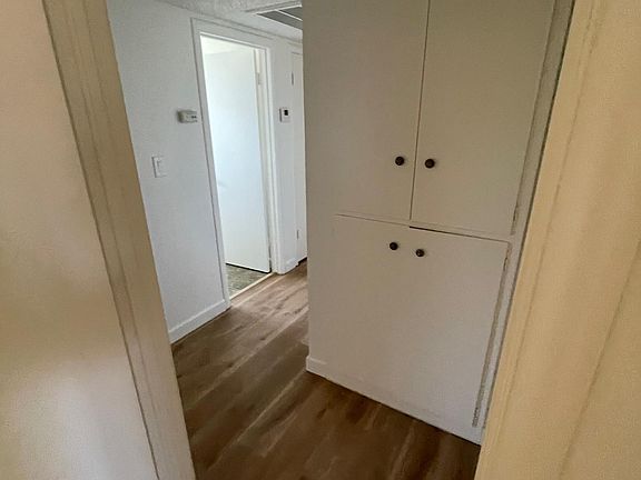 3rd image of 6940 Los Cerros Dr