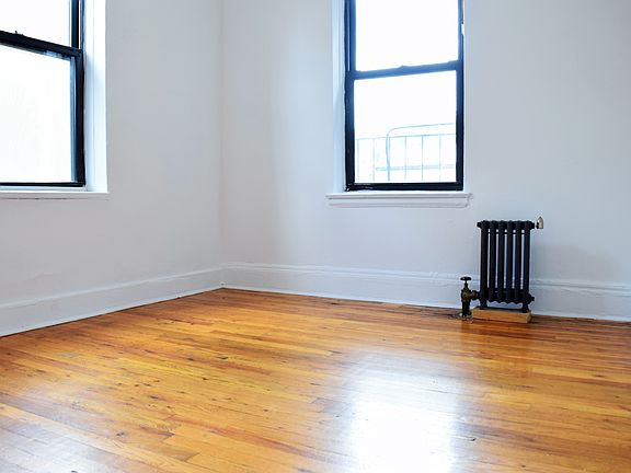 4th image of 725 4th Ave APT T2