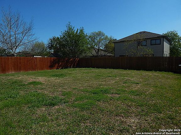 2nd image of 8030 Chestnut Cedar Dr
