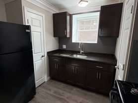 45 Pickering St, Fall River, MA